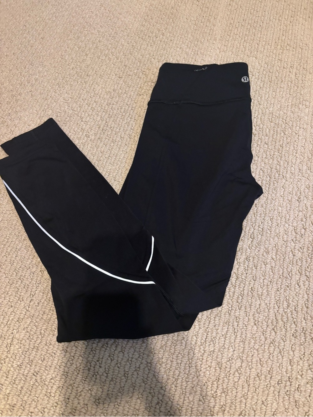 lululemon athletica Kids Black Leggings with White Reflective Piping